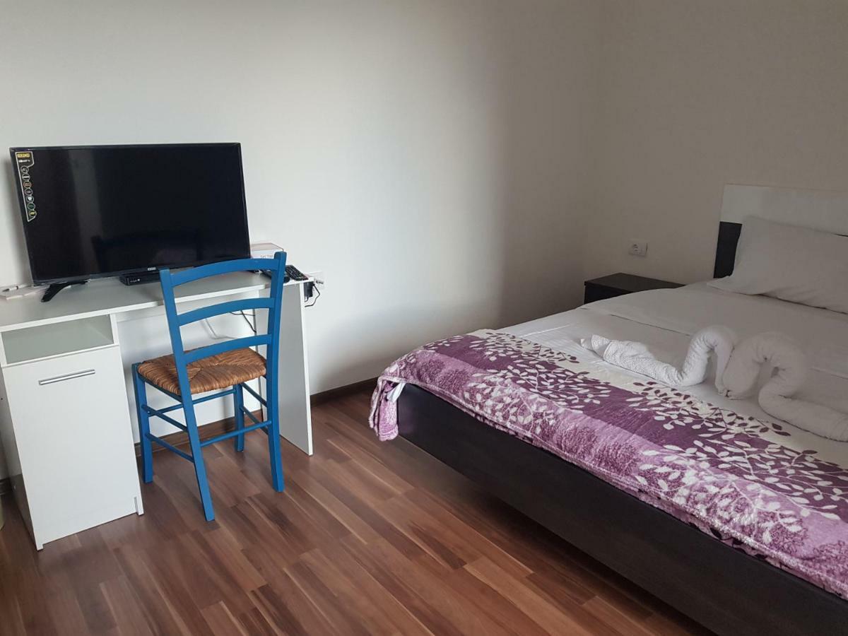 Prokletije Hotell Same Brezojevica Kültér fotó