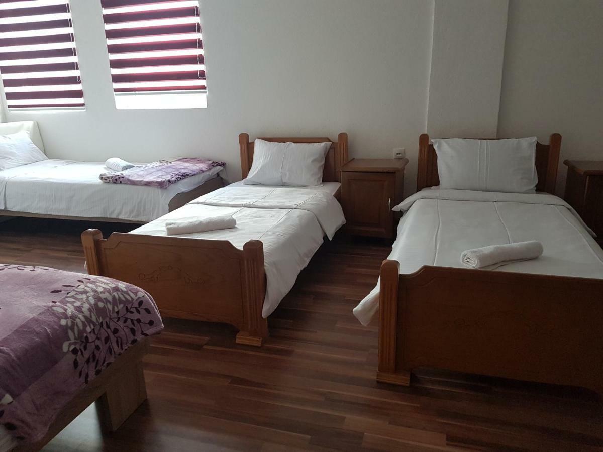 Prokletije Hotell Same Brezojevica Kültér fotó